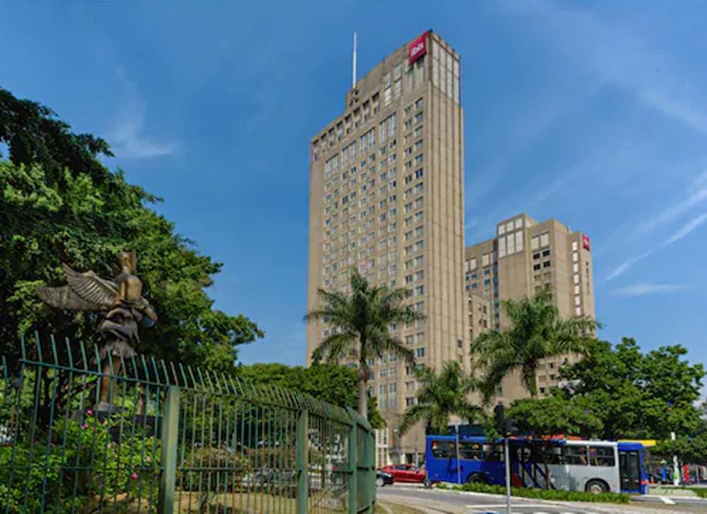 ibis Guarulhos Hotel Bagian luar foto